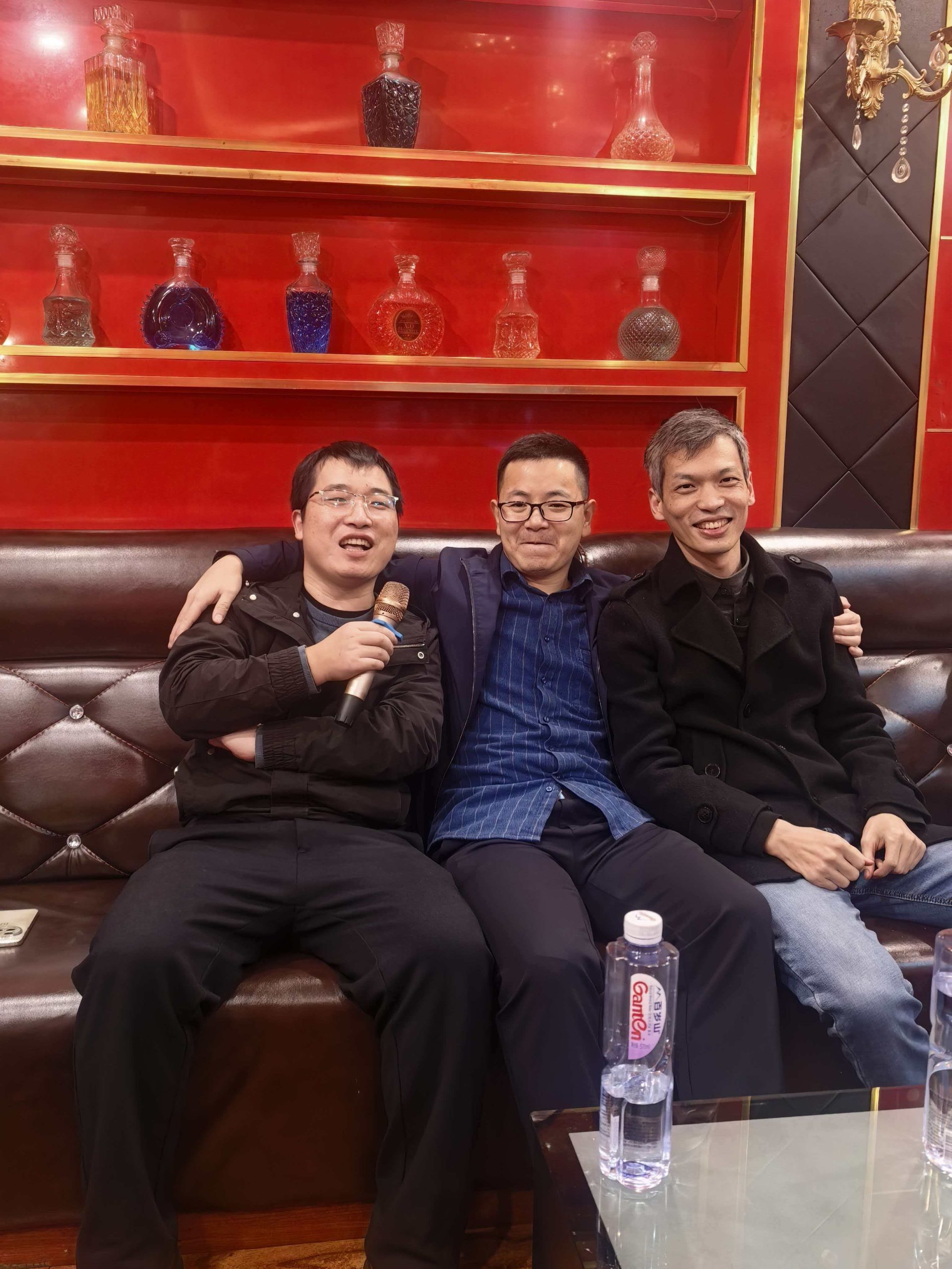 跨越 21 年的重逢:初中 169 班同学聚会纪实 跨越 21 年的重逢:初中 169 班同学聚会纪实