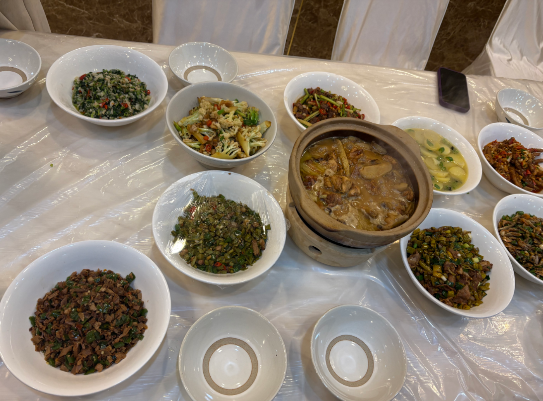 跨越 21 年的重逢:初中 169 班同学聚会纪实 跨越 21 年的重逢:初中 169 班同学聚会纪实